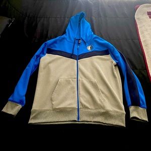 Dallas Mavericks Zip Up Hoodie - Size XL - EUC